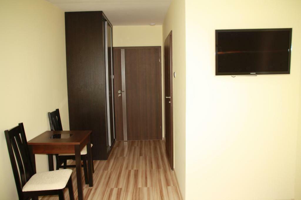 Hotel For You Pabianice Exterior photo