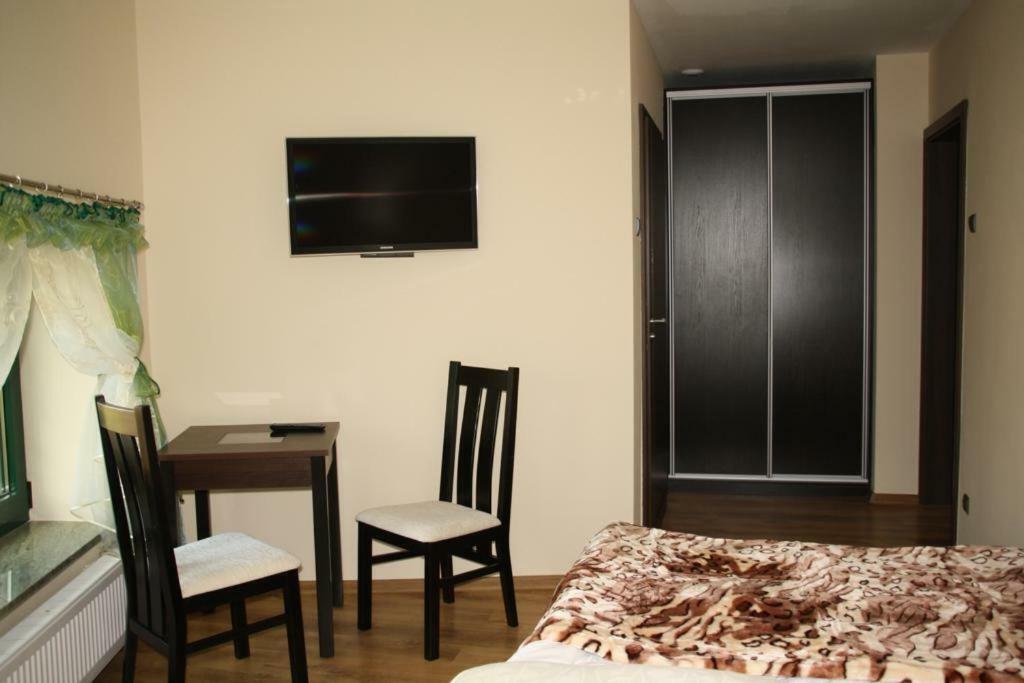 Hotel For You Pabianice Exterior photo